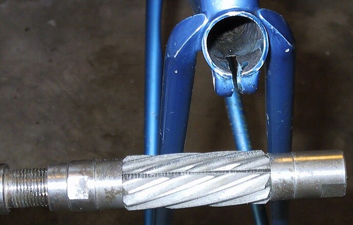 helical adjustable reamer