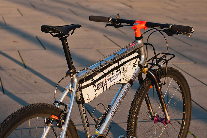 CannondaleM800GL-02-web-1400007