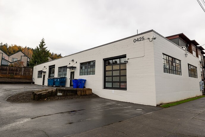 Firsthand_425Warehouse